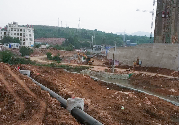 新區(qū)華為(wèi)工(gōng)地(dì)項目（檢查井2）