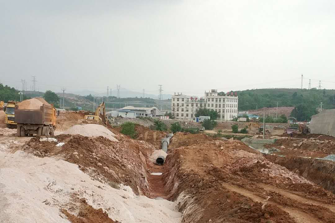 中鐵(tiě)五局路(lù)橋公司檢查井