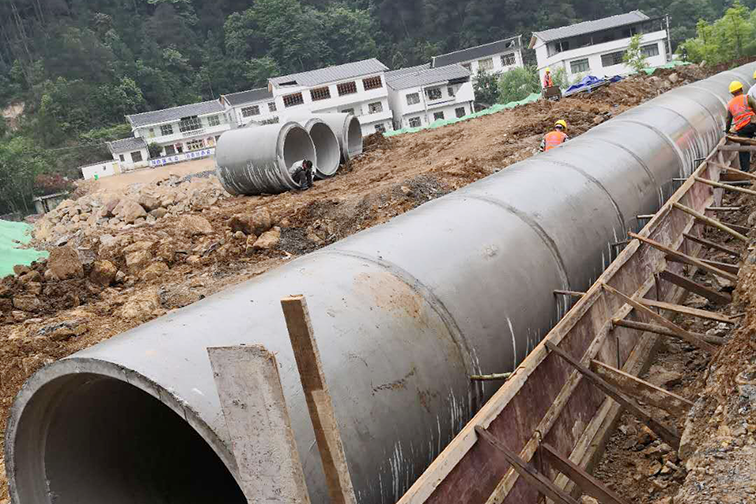 中交廣航局百花(huā)湖(hú)環湖(hú)路(lù)改造工(gōng)程（頂管）